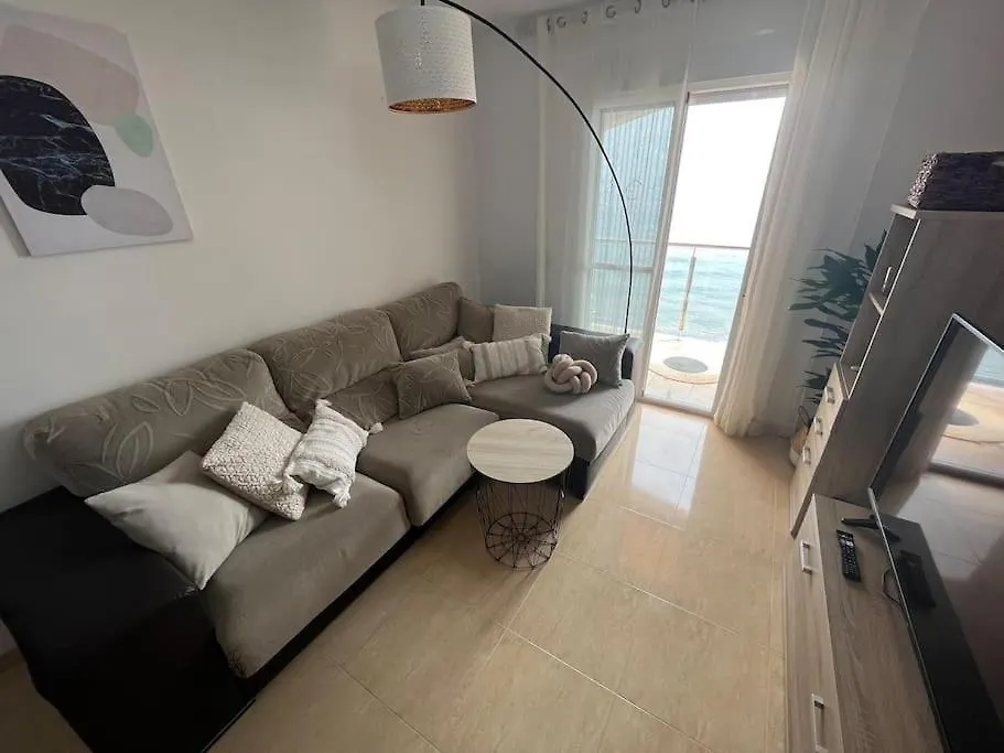 Apartamento A Pie De Playa Con Vistas Al Mar. Sorvilan Apartment